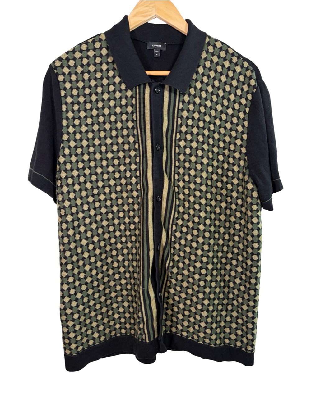 Express Men’s geo cotton Black & Olive Patterned Short Sleeve sweater shirt